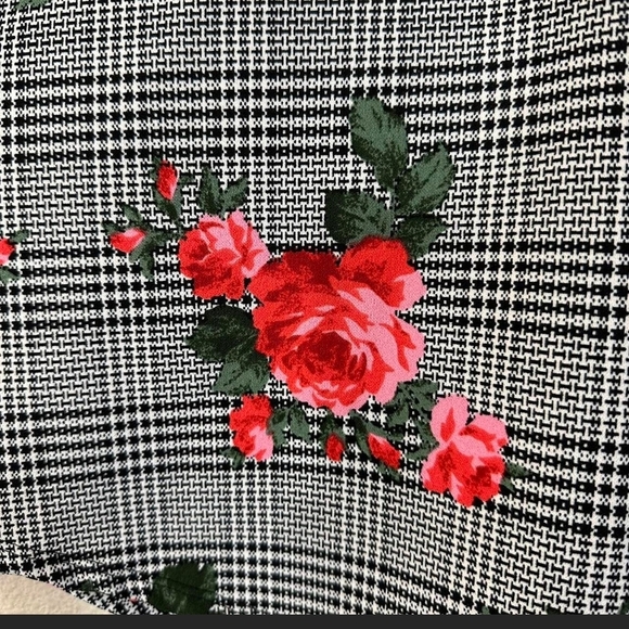 Charlotte Russe Red and Black A-Line Mini Skirt Fit And Flair 80's Flirty Chic - Picture 3 of 7